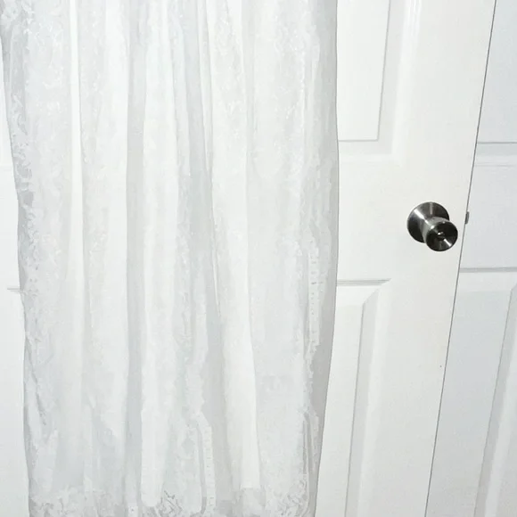 Lace Hollow-Out V Neck White Flowy Maxi Dress Lace Boho size medium - Picture 4 of 4